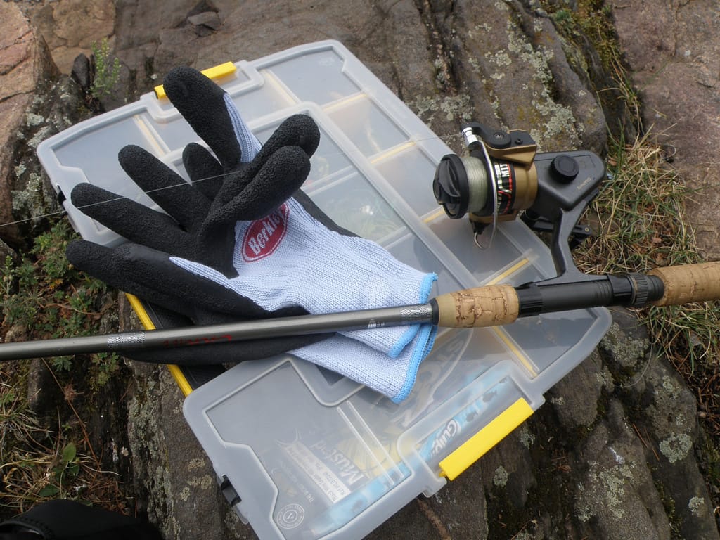 Padded Fishing Gloves